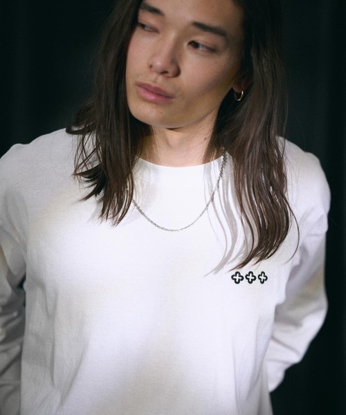 THEOREM（セオレム）の「mlt4662- One Point Logo Embroidered LS Tee ロンT（Tシャツ/カットソー・メンズ・ホワイト×グリーン/ホワイト×ブラック/ホワイト系その他/ホワイト×ブラウン・S/M/L/XL/XS/XXL）」の7枚目の写真
