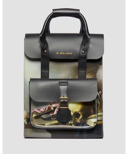 Dr.Martens ドクターマーチン ×THE NATIONAL GALLERY ナタリーギャラリー 総柄デザイン レザーバックパック リュック ブラック/マルチ AB065101 Dr. Martens（ドクターマーチン）の「Dr. Martens/ドクターマーチン