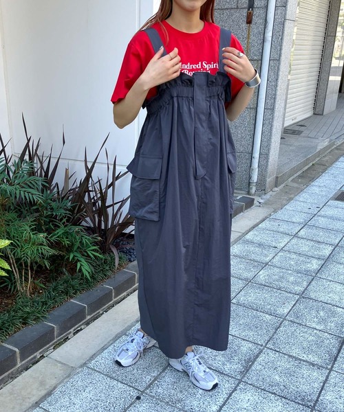 新品　KBF ミリタリーフリルジャンパースカート KBF（ケイビーエフ）の「ミリタリーフリルジャンパースカート