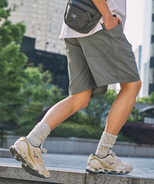 THE CRAFT CREW PRODUCTS(ザクラフトクループロダクツ)の「水陸両用 ナイロンウェービングベルトガーデニングクライミングショートパンツ / 接触冷感・速乾・UVカット【THE CRAFT CREW PRODUCTS】(水着・メンズ・ベージュ/チャコール/カーキ/グレー/ネイビー/ブラック・L/M/S)」の2枚目の写真