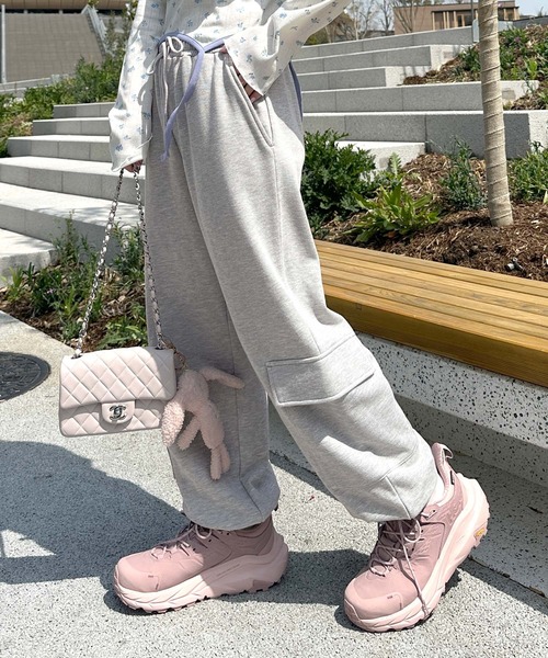 Alley by w closet（アリーバイダブルクローゼット）の「【Alley】裏毛カーゴパンツ（スウェットパンツ・レディース・オフホワイト/ピンク系その他/グレー・FREE）」の12枚目の写真