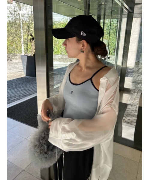 SNIDEL（スナイデル）の「【SNIDEL|NEW ERA】バイカラーキャミソール（キャミソール・レディース・アイボリー/ブラック/ライトブルー・S/M）」の21枚目の写真