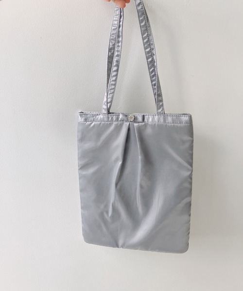 AS KNOW AS plus(アズノゥアズプラス)の「レースサテンフラットトートバッグ A4サイズ対応(トートバッグ・レディース・アイボリー/ブラック/ブラック系/ブラック系1/ベージュ系/シルバー系/シルバー系1/ブラック系2/アイボリー系2・FREE)」の9枚目の写真