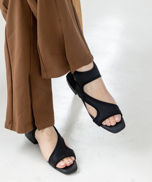 SESTO(セスト)の「ストレッチフィットサンダル(サンダル・レディース・ブラック/アイボリー・S/M/L/LL/3L)」の20枚目の写真