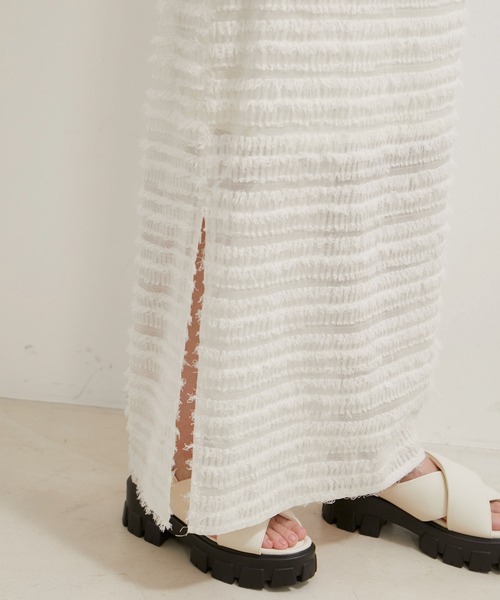 VIS（ビス）の「【洗える】フリンジジャガードスリット入りロングスカート（スカート・レディース・ブラック/キナリ・FREE）」の8枚目の写真