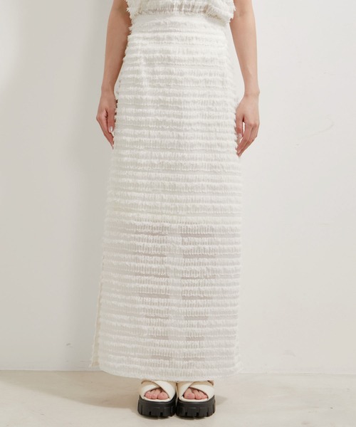 VIS（ビス）の「【洗える】フリンジジャガードスリット入りロングスカート（スカート・レディース・ブラック/キナリ・FREE）」の14枚目の写真