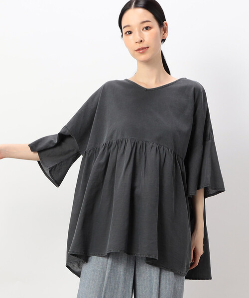 ONIGIRI（オニギリ）の「前後２ＷＡＹ 綿100％ フレアピグメントＴシャツ（Tシャツ/カットソー・レディース・チャコール/ブラウン/アイボリー/マスタード・FREE）」の2枚目の写真