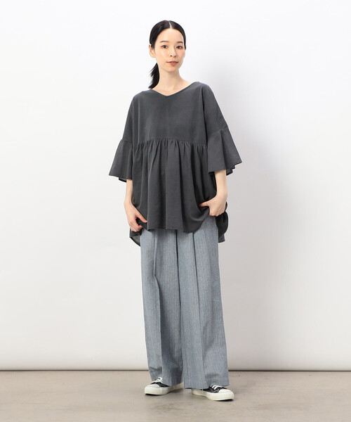 ONIGIRI（オニギリ）の「前後２ＷＡＹ 綿100％ フレアピグメントＴシャツ（Tシャツ/カットソー・レディース・チャコール/ブラウン/アイボリー/マスタード・FREE）」の7枚目の写真