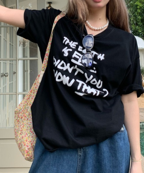 Achic(アシック)の「グラフィックプリント半袖Tシャツ(Tシャツ/カットソー・レディース・ブラック/ホワイト・M)」の16枚目の写真