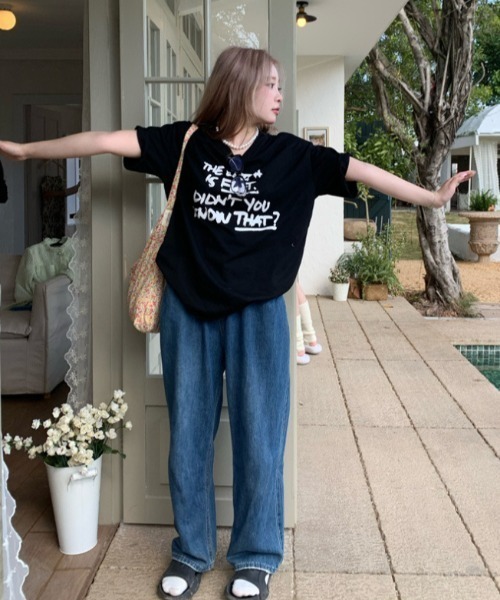 Achic(アシック)の「グラフィックプリント半袖Tシャツ(Tシャツ/カットソー・レディース・ブラック/ホワイト・M)」の19枚目の写真