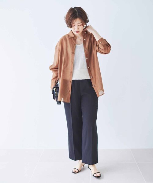 le.coeur blanc（ルクールブラン）の「シャイニーシャギーニットベスト（ベスト・レディース・アイボリー/キャメル・38）」の8枚目の写真