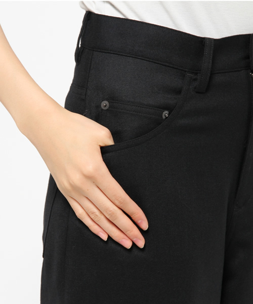 JOURNAL STANDARD（ジャーナルスタンダード）の「ハイカウントサキソニー ワイド5ポケットパンツ#（その他パンツ・レディース・ネイビー/グレー/アイボリー・34/38/36）」の9枚目の写真