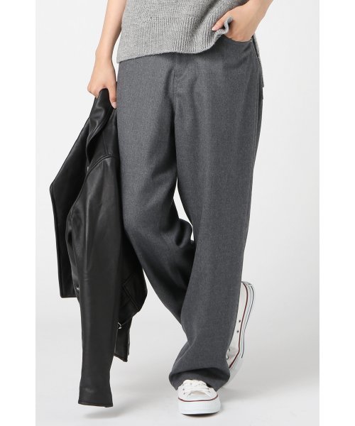 JOURNAL STANDARD（ジャーナルスタンダード）の「ハイカウントサキソニー ワイド5ポケットパンツ#（その他パンツ・レディース・ネイビー/グレー/アイボリー・34/38/36）」の16枚目の写真