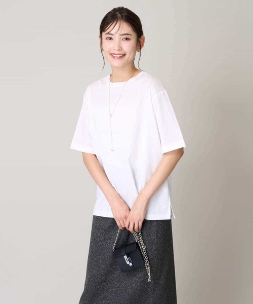 a.v.v(アーヴェヴェ)の「【コットン100%】ロールアップスリーブTシャツ(Tシャツ/カットソー・レディース・ホワイト/ブラウン/ライトピンク/ブラック・34/36/40/38/42)」の16枚目の写真