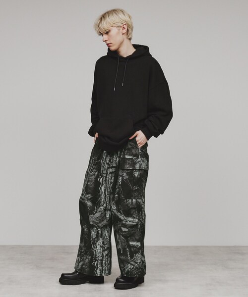 tk.TAKEO KIKUCHI（ティーケータケオキクチ）の「◆ナイロンワイドカーゴパンツ（カーゴパンツ・メンズ・オフホワイト/ダークグリーン/ブラック/カーキ系3/チャコール・03/02/01）」の20枚目の写真