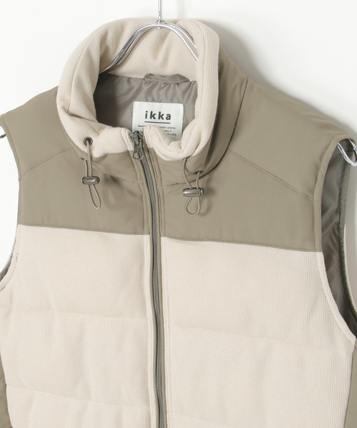 ikka（イッカ）の「sorona(R)コンビ中綿ベスト（ダウンベスト・メンズ・ブラック/ネイビー/ベージュ・S/M/L/XL）」の17枚目の写真