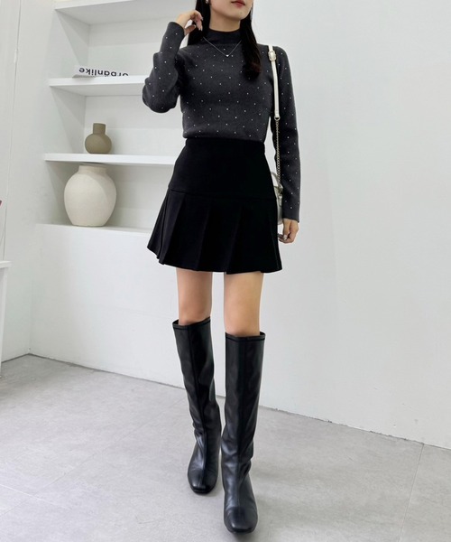 one after another NICE CLAUP(ワンアフターアナザーナイスクラップ)の「プリーツミニスカート(スカート・レディース・ブラック/アイボリー/杢グレー/モカ・MEDIUM/SMALL)」の9枚目の写真