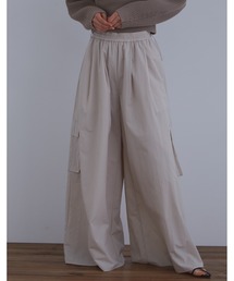 LE PHIL（ルフィル）の「ライトナイロンワイドパンツ（カーゴパンツ）」