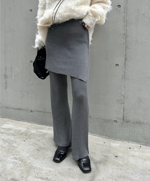 mline（エムライン）の「[mline]レイヤードニットパンツ（その他パンツ・レディース・ブラック/チャコールグレー・FREE）」の2枚目の写真