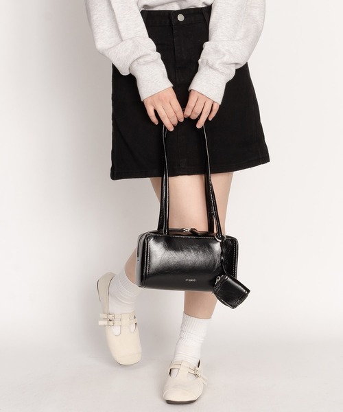 SVEC(シュベック)の「スクエア ショルダーバッグ(ショルダーバッグ・レディース・ホワイト/クリーム/ブラック・FREE)」の15枚目の写真