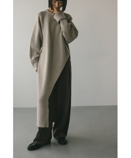 STYLEMIXER（スタイルミキサー）の「サイドカッティングロングニット（ニット/セーター・レディース・ベージュ/ブラウン・FREE）」の13枚目の写真