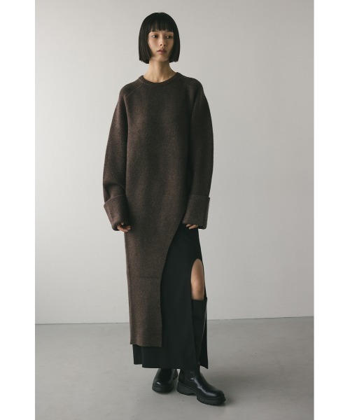 STYLEMIXER（スタイルミキサー）の「サイドカッティングロングニット（ニット/セーター・レディース・ベージュ/ブラウン・FREE）」の3枚目の写真