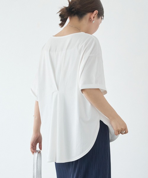 LAVEANGE（ラビアンジェ）の「【好機能シリーズ】接触冷感/UVカット/吸水速乾/バックタックプルオーバー（Tシャツ/カットソー・レディース・ブルー/ブラック/オフホワイト・5L/4L/3L/LL/M）」の8枚目の写真