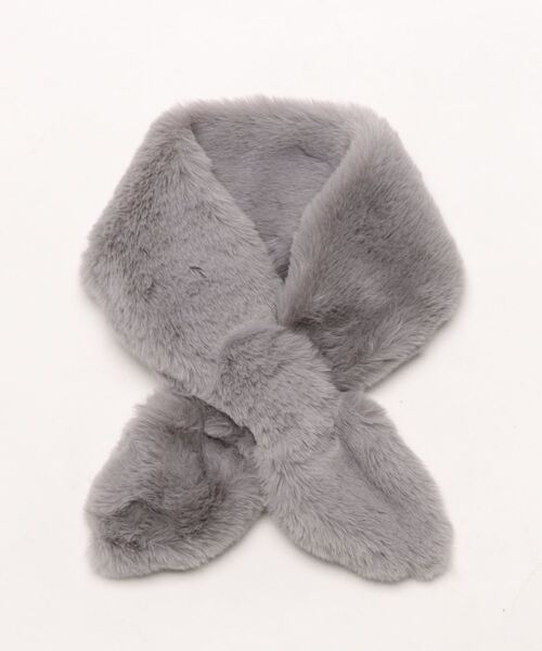 Thevon（ゼボン）の「ふわふわフェイクファーティペット（マフラー・レディース・ベージュ/ライトグレー/ピンク/アイボリー・FREE）」の3枚目の写真