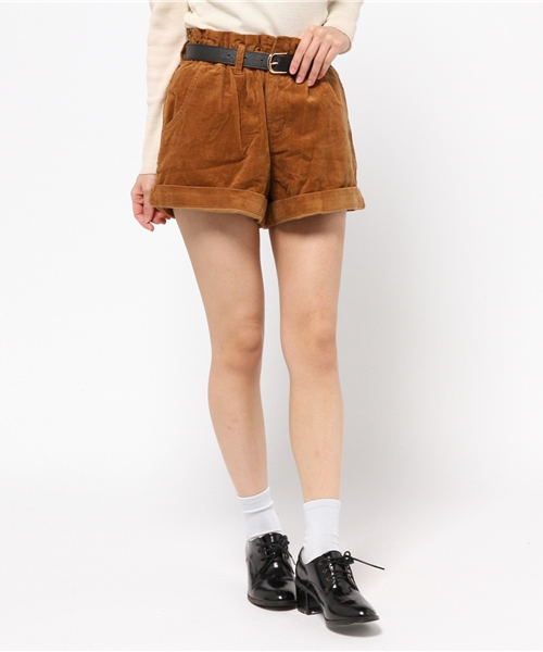 one after another NICE CLAUP（ワンアフターアナザーナイスクラップ）の「【ar12月号掲載 ナイスクラップ】コール天ハイウェストショートパンツ（その他パンツ・レディース・アイボリー/キャメル/カーキ/インディゴブルー・FREE）」の4枚目の写真