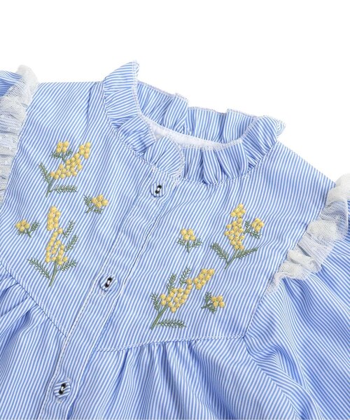 Seraph（セラフ）の「【リンク/ジュニア対応】mimosa刺しゅうワンピース（ワンピース・キッズ・サックスブルー/アイボリー・140/130/120/110/100/90/80）」の8枚目の写真