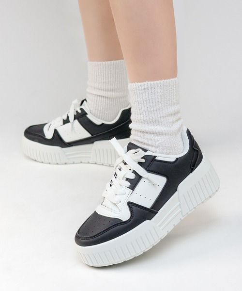 LOVEHUNTER(ラブハンター)の「LOVEHUNTER/+6.5cm厚底 ボリュームソール コートスニーカー(2213)(スニーカー・メンズ・ホワイト×グレー/ブラック×ブラック/ホワイト×ホワイト/ブラック×ホワイト・36/37/38/39/40/41/42/43/44/35)」の12枚目の写真