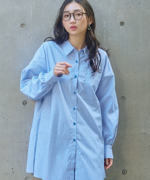 slattgir（スラットジール）の「高身長　ワイドシャツ（トールサイズ）Essenave（シャツ/ブラウス・レディース・オフホワイト/ブルー系その他・M/L/LL/3L）」の2枚目の写真
