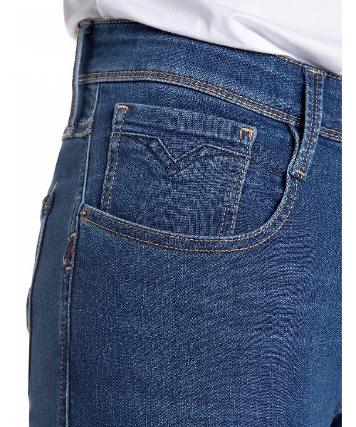 REPLAY（リプレイ）の「スーパースリムBRONNYパワーストレッチブルーデニム（デニムパンツ・メンズ・ダークブルー・W28xL30/W29xL30/W30xL30/W31xL30/W32xL30/W33xL30/W34xL30/W36xL30）」の7枚目の写真