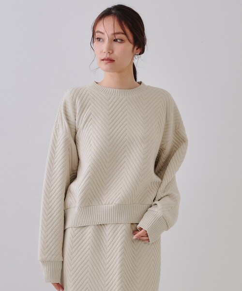 OPAQUE.CLIP(オペークドットクリップ)の「◆キルトジャカードトップス/セットアップ対応【洗濯機洗い可】(Tシャツ/カットソー・レディース・ホワイト/ライトベージュ・38/40/42)」の11枚目の写真
