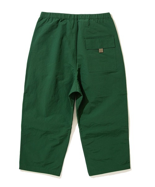 UMBRO(アンブロ)の「UMBRO NYLON CODE TROUSERS(アンブロ ナイロンコード トラウザー)(その他パンツ・メンズ・チャコールグレー/グリーン/ベージュ・LARGE)」の12枚目の写真