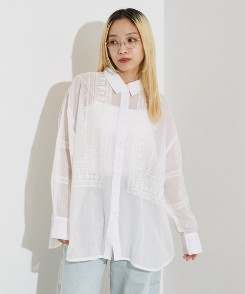 NOMINE(ノミネ)の「【WEB限定】コットネット 刺繍シャツ(シャツ/ブラウス・レディース・オフホワイト/ブラック・フリー)」の14枚目の写真
