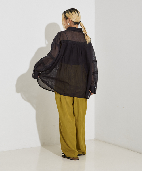 NOMINE(ノミネ)の「【WEB限定】コットネット 刺繍シャツ(シャツ/ブラウス・レディース・オフホワイト/ブラック・フリー)」の17枚目の写真