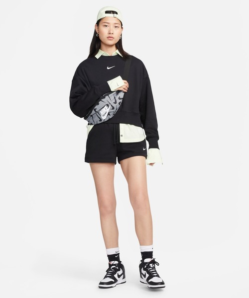 NIKE(ナイキ)の「NIKE WMNS STYLES FLEECE L/S CREW OOS DQ5762(スウェット・メンズ・ブラック/ホワイト/ピンク・S)」の11枚目の写真