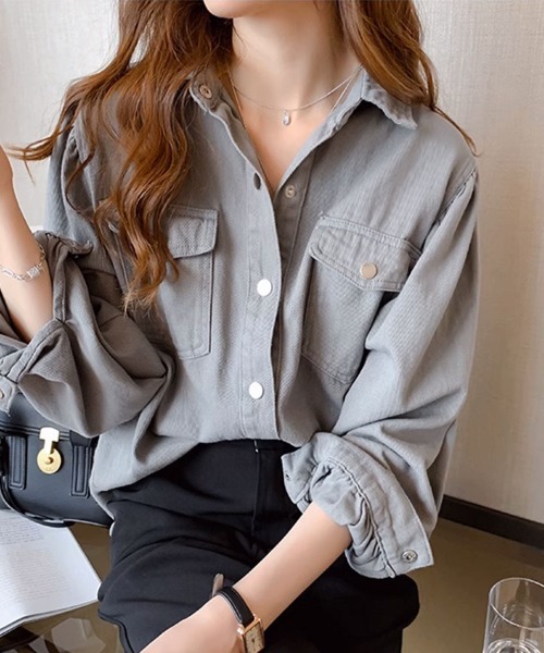 SallyLunn(サリーラン)の「ボリュームスリーブカラーシャツ(シャツ/ブラウス・レディース・グレー/ホワイト・LARGE/MEDIUM)」の2枚目の写真
