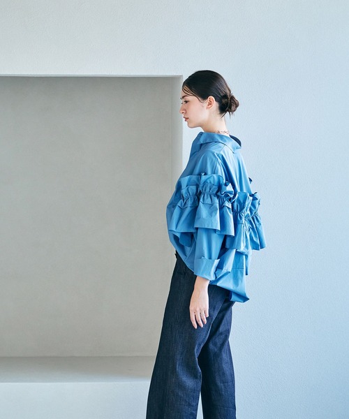 未使用■ Audie a Muses ■袖フリルオーバーシルエットブラウス セール】袖フリルオーバーシルエットブラウス（シャツ/ブラウス