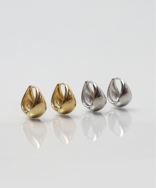 ieLS(イエルズ)の「金属アレルギー対応「ieLS」ステンレス ドロップフープピアス(ピアス(両耳用)・レディース・ゴールド/シルバー・ONE SIZE)」の7枚目の写真