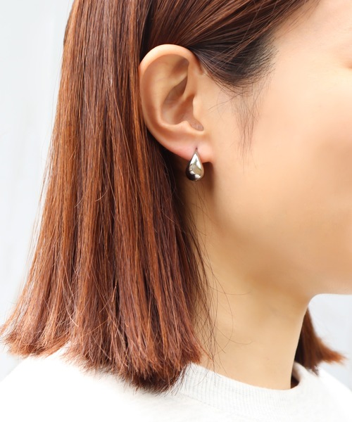 ieLS(イエルズ)の「金属アレルギー対応「ieLS」ステンレス ドロップフープピアス(ピアス(両耳用)・レディース・ゴールド/シルバー・ONE SIZE)」の8枚目の写真