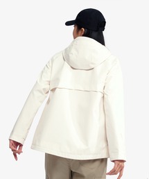 マウンテンパーカー（ホワイト/白色系・防水/撥水/防汚