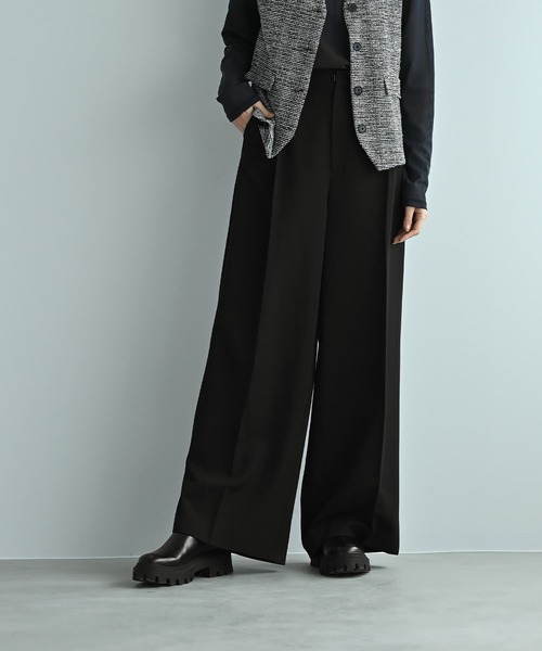 STYLE DELI(スタイルデリ)の「【BLK001】タックワイドパンツ(スラックス・レディース・グレー/ブラック・FREE)」の2枚目の写真