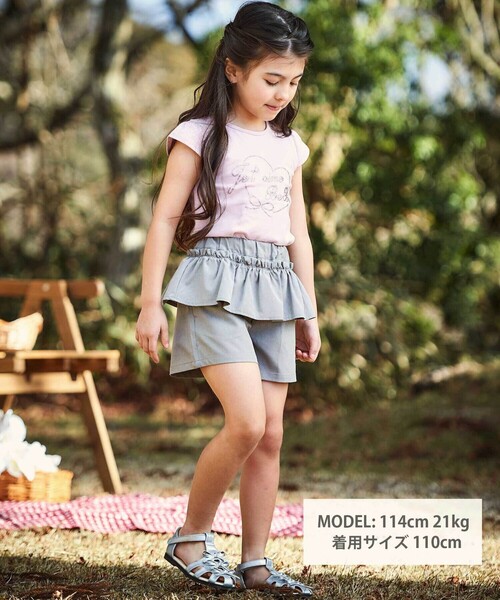 BeBe（ベベ）の「シャンブレーペプラムフリルショートパンツ(90~160cm)（その他パンツ・キッズ・ベージュ/グレー・120cm/150cm/130cm/140cm/110cm）」の6枚目の写真