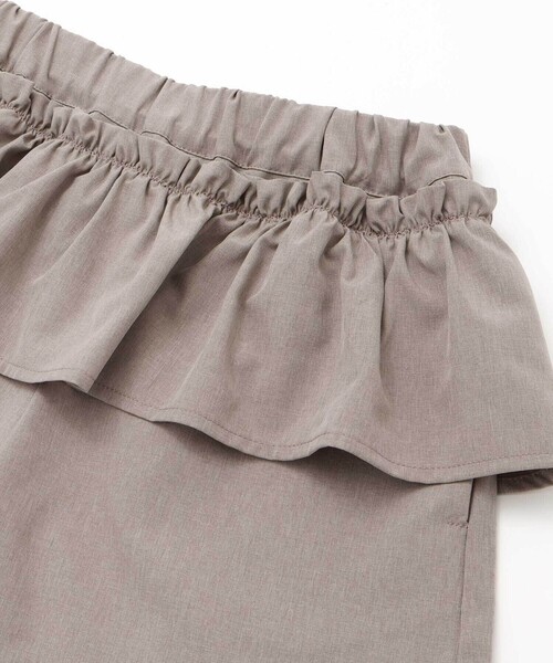 BeBe（ベベ）の「シャンブレーペプラムフリルショートパンツ(90~160cm)（その他パンツ・キッズ・ベージュ/グレー・120cm/150cm/130cm/140cm/110cm）」の12枚目の写真