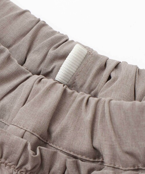BeBe（ベベ）の「シャンブレーペプラムフリルショートパンツ(90~160cm)（その他パンツ・キッズ・ベージュ/グレー・120cm/150cm/130cm/140cm/110cm）」の17枚目の写真