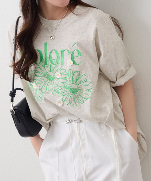 Another Branch olive des olive(アナザーブランチオリーブデオリーブ)の「お花シリーズBIGTシャツ(Tシャツ/カットソー・レディース・スミクロ/ミント/オートミール/ホワイト系その他/オフホワイト/ブルー/ブラック系その他・FREE)」の12枚目の写真