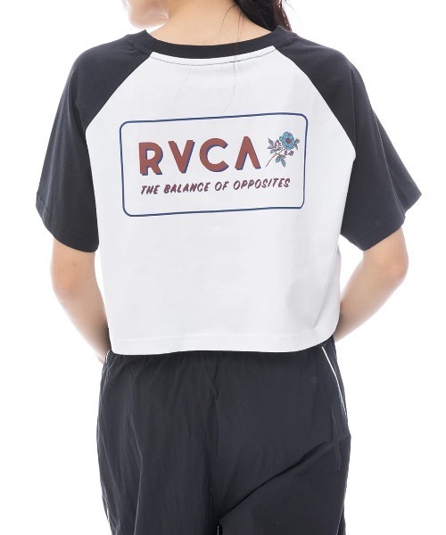 RVCA(ルーカ)の「RVCA レディース OLD WAYS CROPPED SS TEE Tシャツ 【2025年春夏モデル】/ルーカクロップド丈バックプリント半袖Tシャツ(Tシャツ/カットソー・レディース・ライトブルー/エンジ/ホワイト・LARGE/MEDIUM/SMALL)」の11枚目の写真