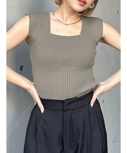 MURUA（ムルーア）の「2wayフレンチスリーブニット（タンクトップ・レディース・ホワイト/モカ/ブルー/ブラック・FREE）」の4枚目の写真